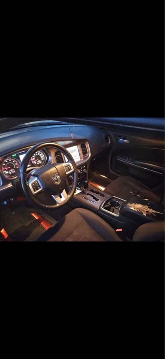 2011 Dodge Charger 7th Gen - Image 3 of 5