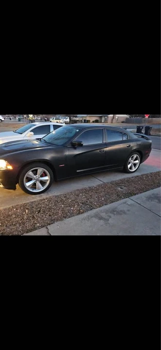 2011 Dodge Charger 7th Gen - Image 2 of 5