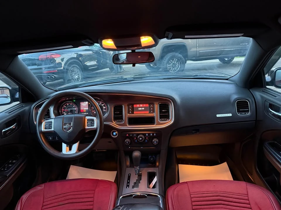 2011 Dodge Charger 7th Gen - Image 9 of 16