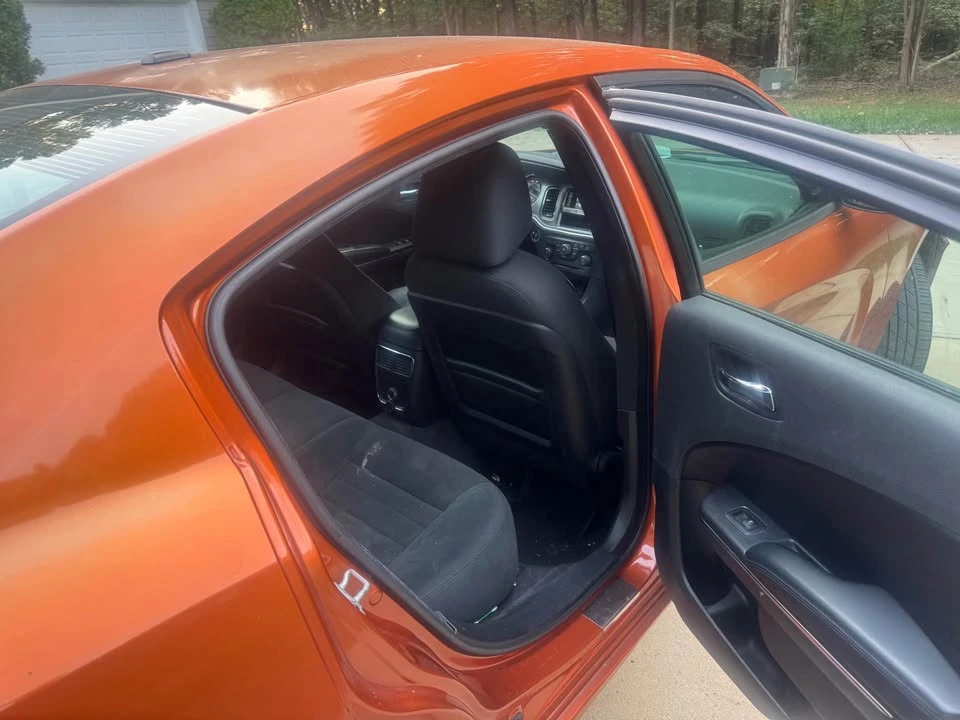 2011 Dodge Charger 7th Gen - Image 7 of 8