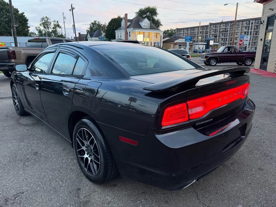 2011 Dodge Charger 7th Gen - Image 3 of 16