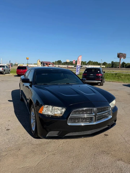2011 Dodge Charger 7th Gen - Image 2 of 15