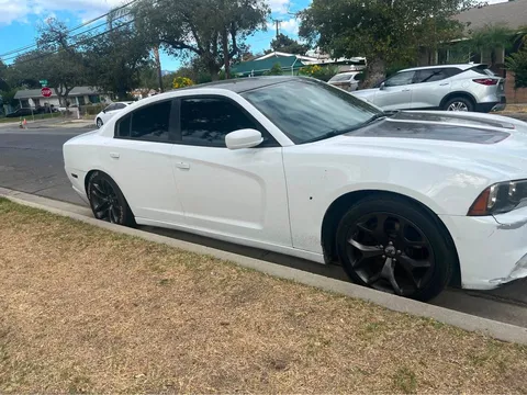 2011 Dodge Charger Hemi 5.7 RT