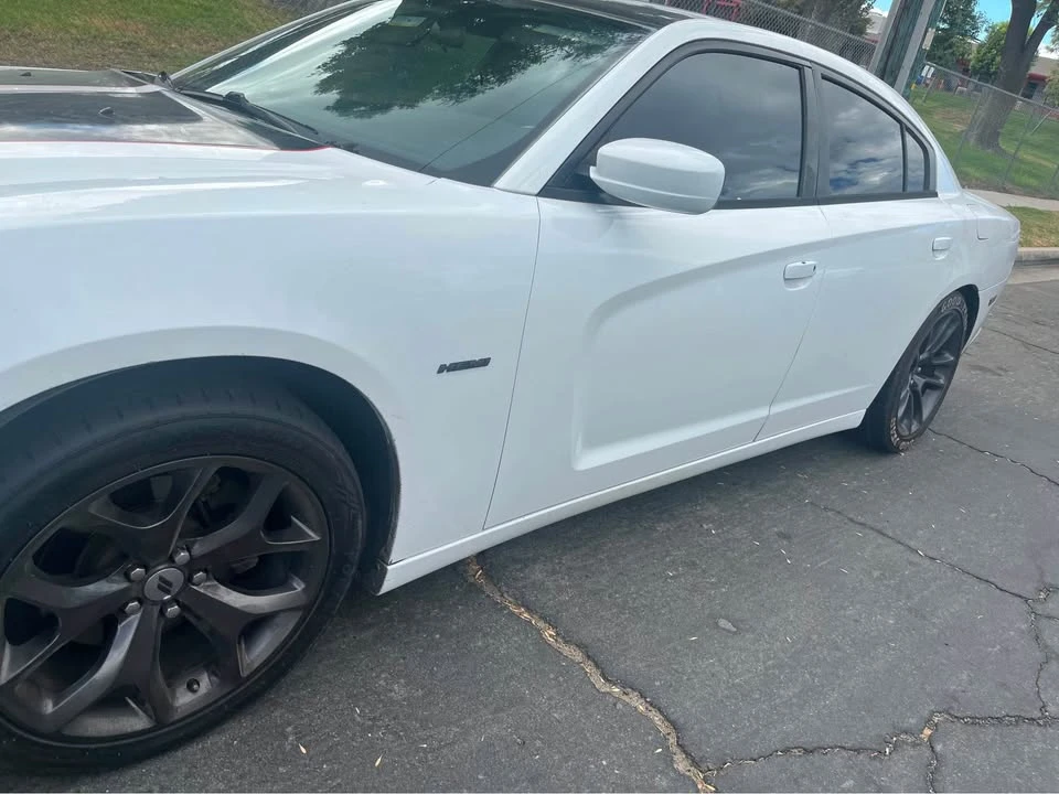 2011 Dodge Charger 7th Gen - Image 2 of 13