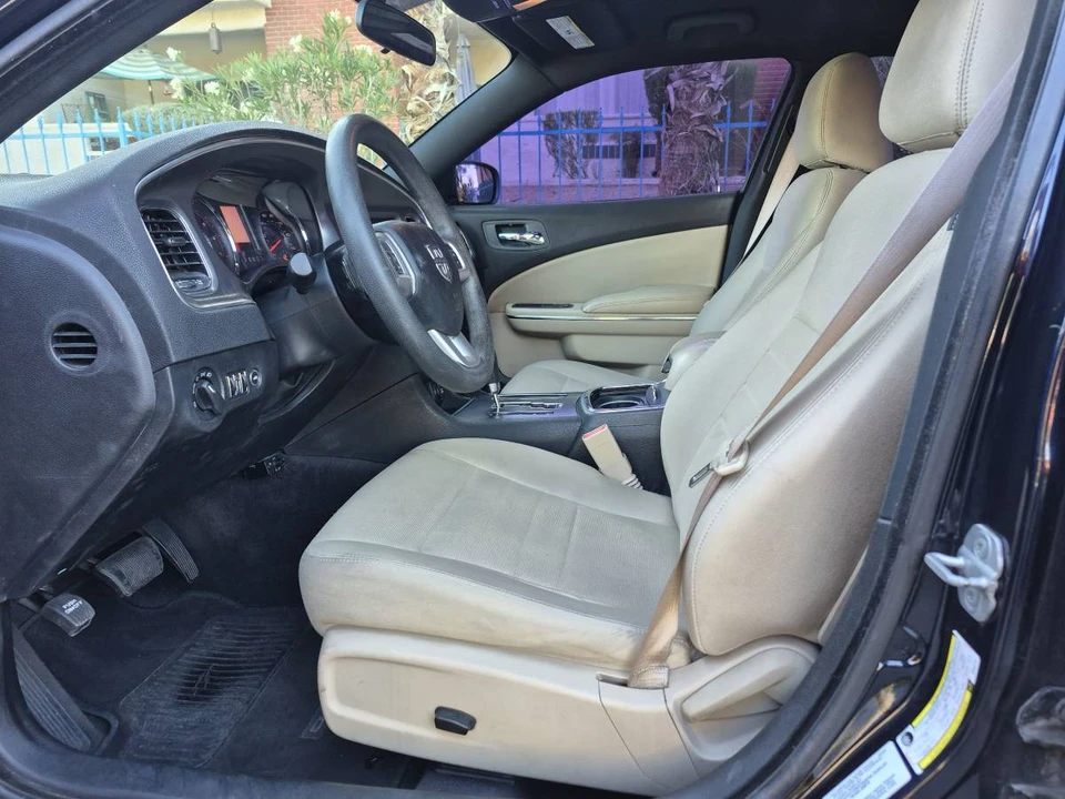 2011 Dodge Charger 7th Gen - Image 7 of 10