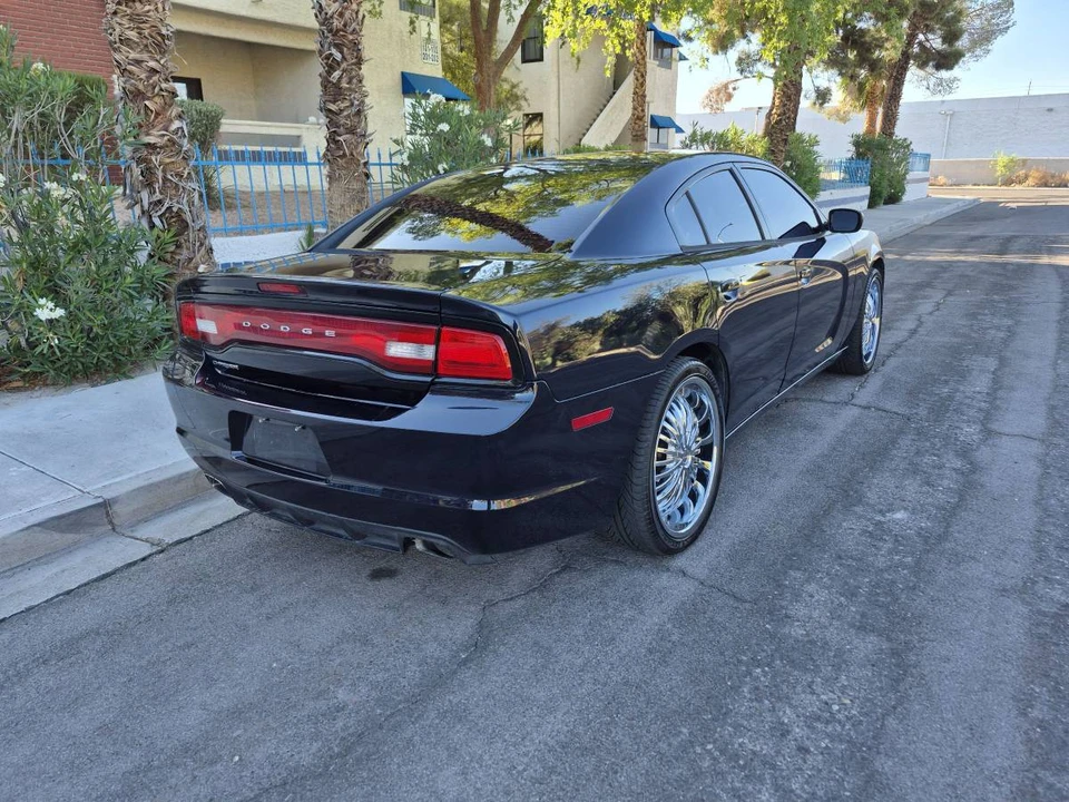 2011 Dodge Charger 7th Gen - Image 3 of 10