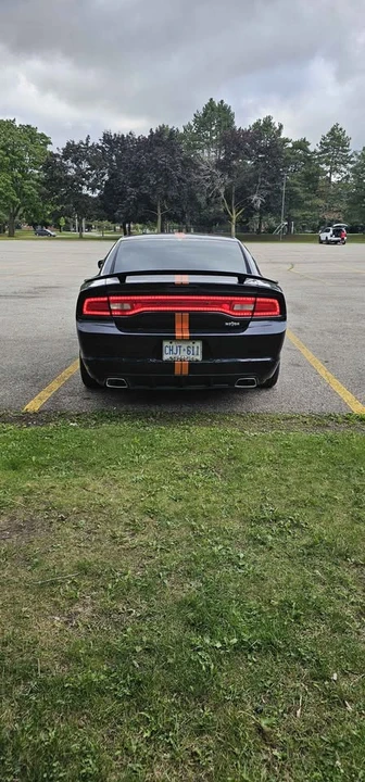 2011 Dodge Charger 7th Gen - Image 5 of 10