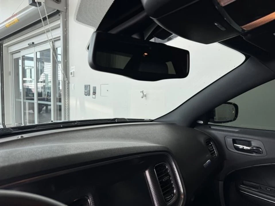 2011 Dodge Charger 7th Gen - Image 16 of 20