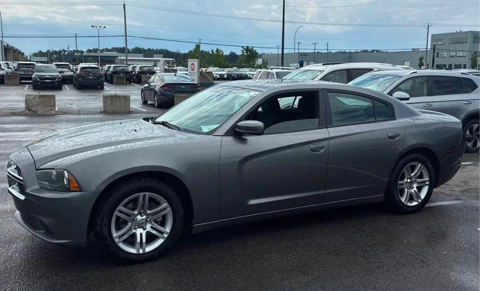 2011 Dodge Charger 7th Gen - Image 6 of 14