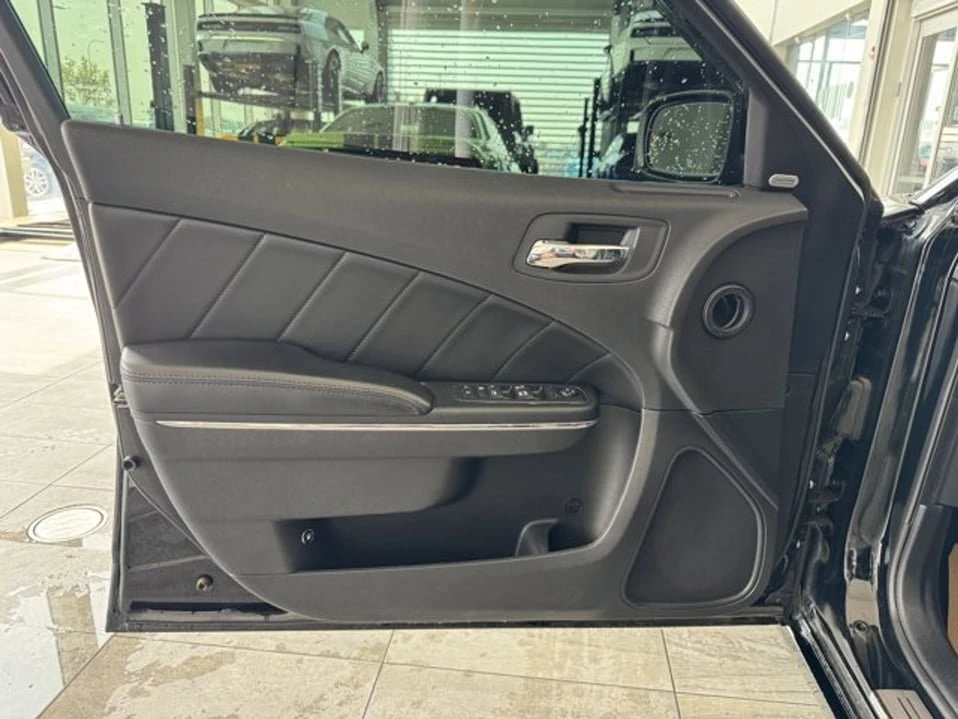 2011 Dodge Charger 7th Gen - Image 11 of 20