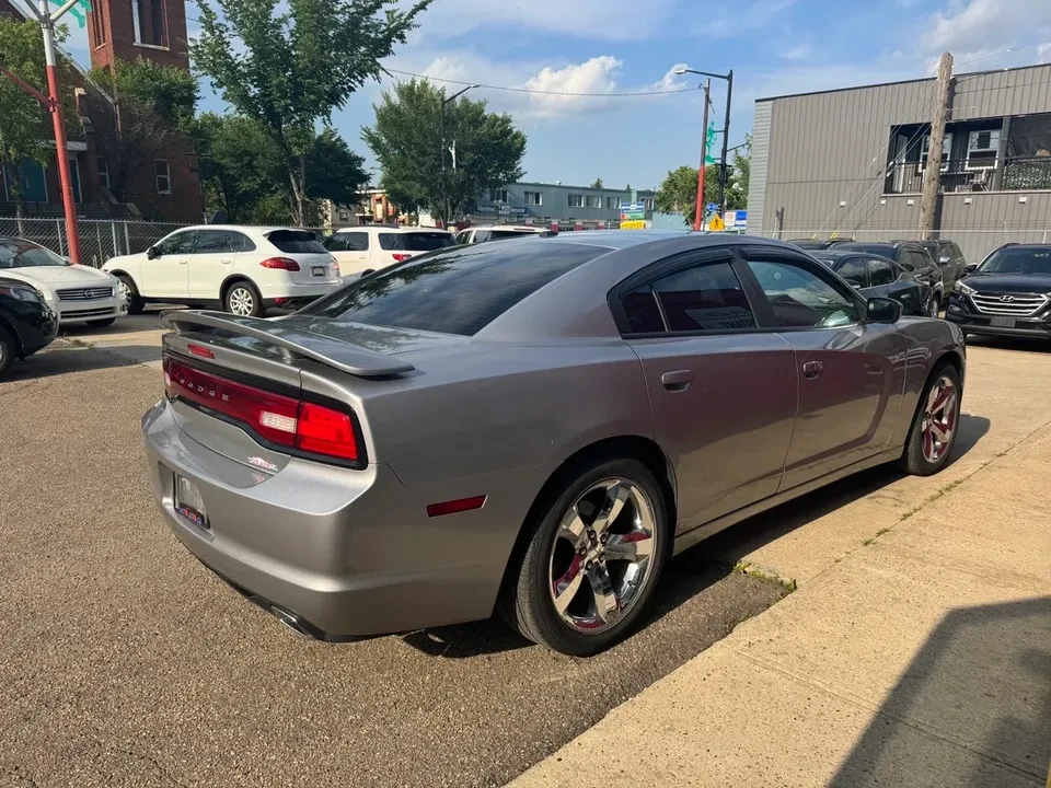2011 Dodge Charger 7th Gen - Image 8 of 11