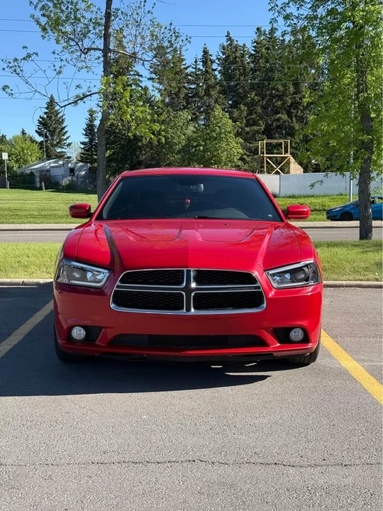 2011 Dodge Charger 7th Gen - Image 4 of 8