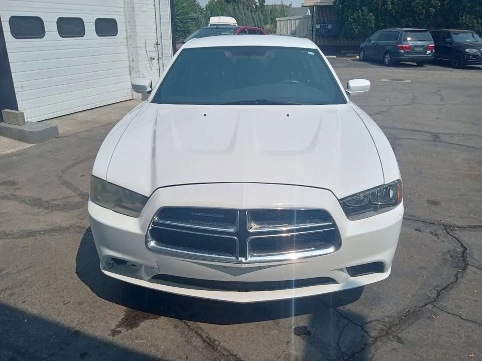 2011 Dodge Charger 7th Gen - Image 9 of 13