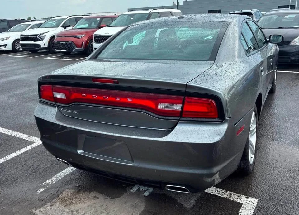 2011 Dodge Charger 7th Gen - Image 5 of 14