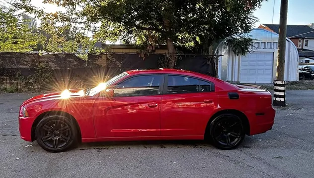2011 Dodge Charger SE