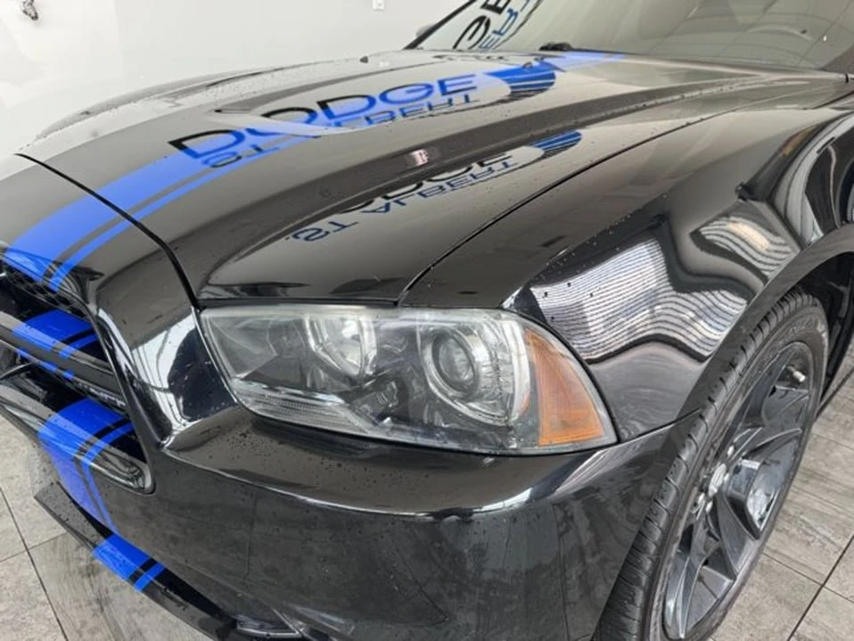 2011 Dodge Charger 7th Gen - Image 9 of 20