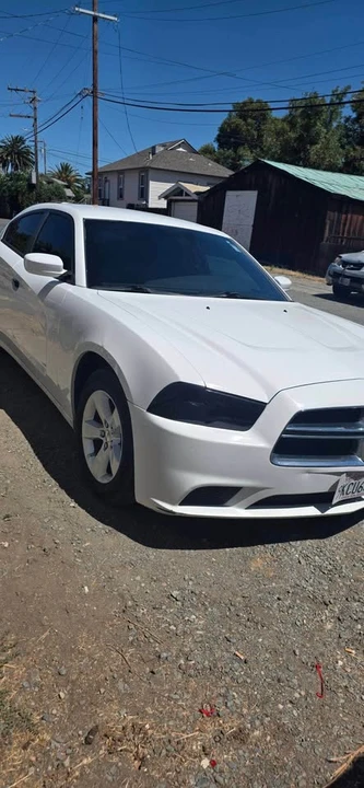 2011 Dodge Charger 7th Gen - Image 9 of 9