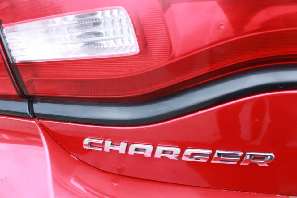2011 Dodge Charger 7th Gen - Image 11 of 20