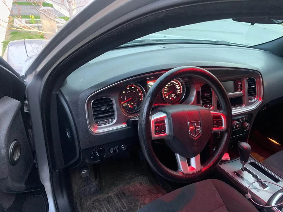 2011 Dodge Charger 7th Gen - Image 4 of 9