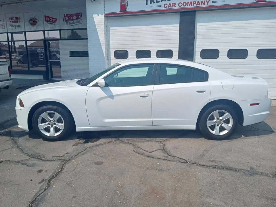 2011 Dodge Charger 7th Gen - Image 3 of 13