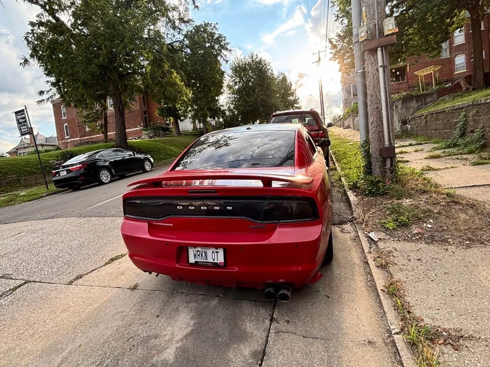 2011 Dodge Charger 7th Gen - Image 2 of 8