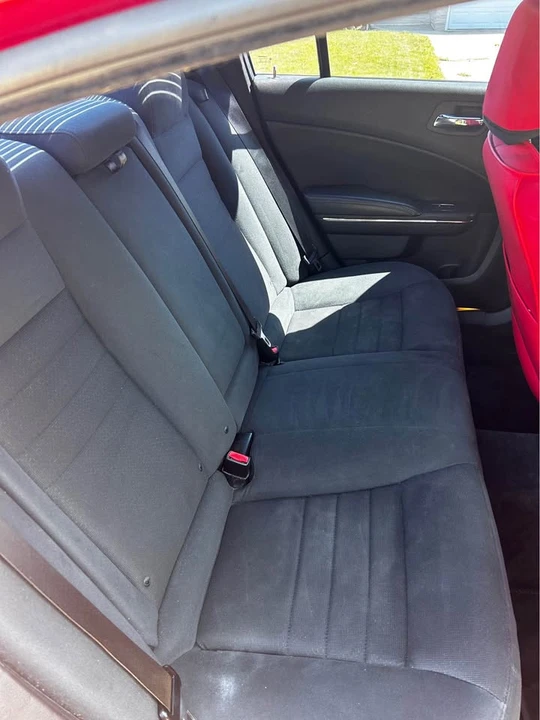 2011 Dodge Charger 7th Gen - Image 9 of 11