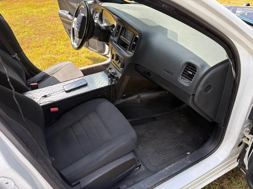 2011 Dodge Charger 7th Gen - Image 6 of 7