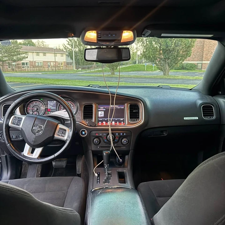 2011 Dodge Charger 7th Gen - Image 11 of 15