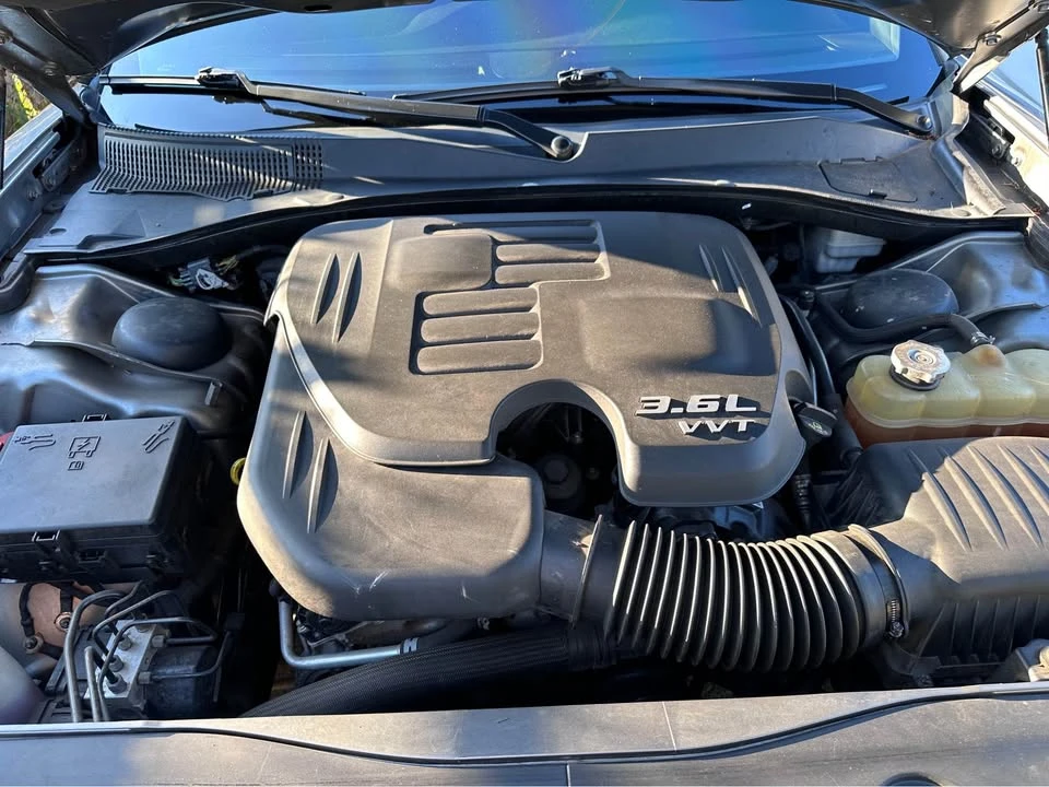 2011 Dodge Charger 7th Gen - Image 8 of 8