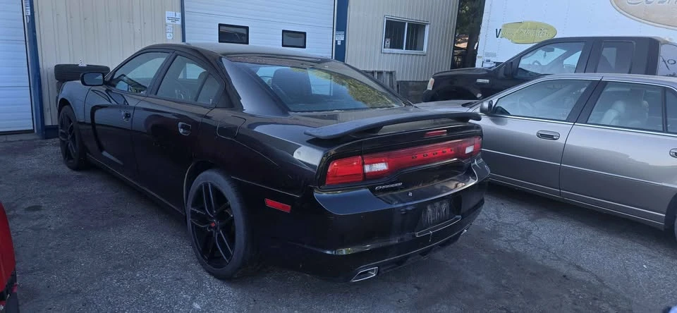 2011 Dodge Charger 7th Gen - Image 3 of 5