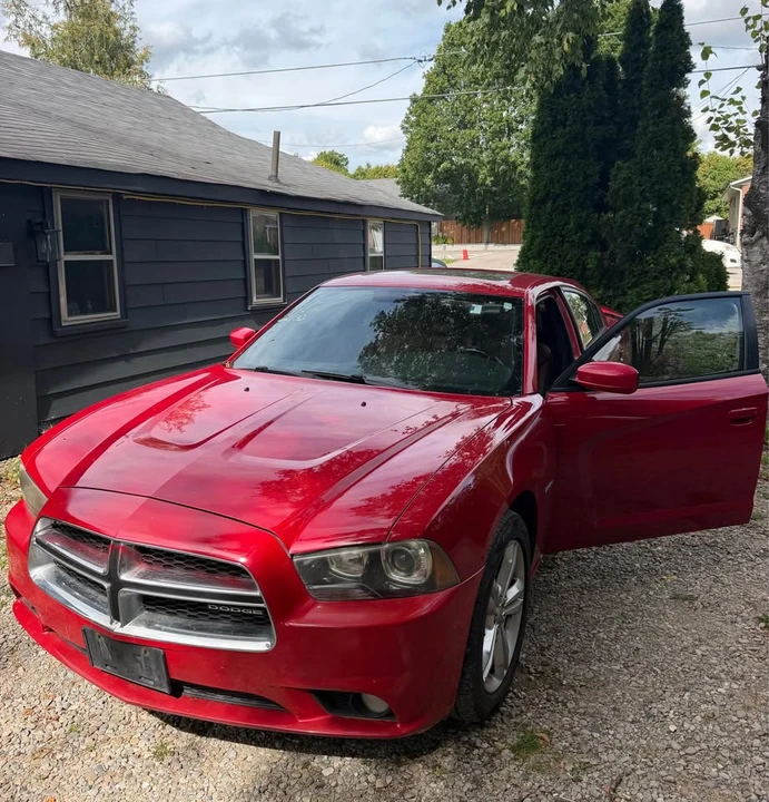 2011 Dodge Charger 7th Gen - Image 17 of 18