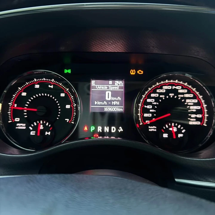 2011 Dodge Charger 7th Gen - Image 12 of 15