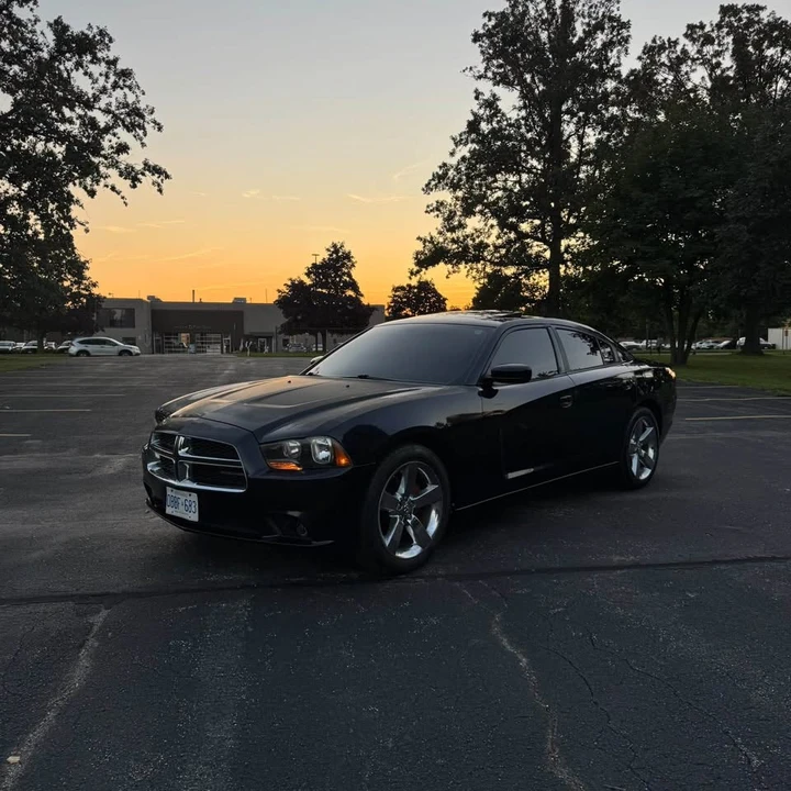 2011 Dodge Charger 7th Gen - Image 3 of 15