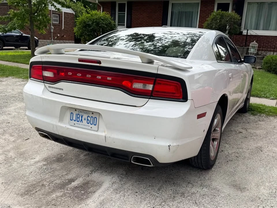 2011 Dodge Charger 7th Gen - Image 4 of 10
