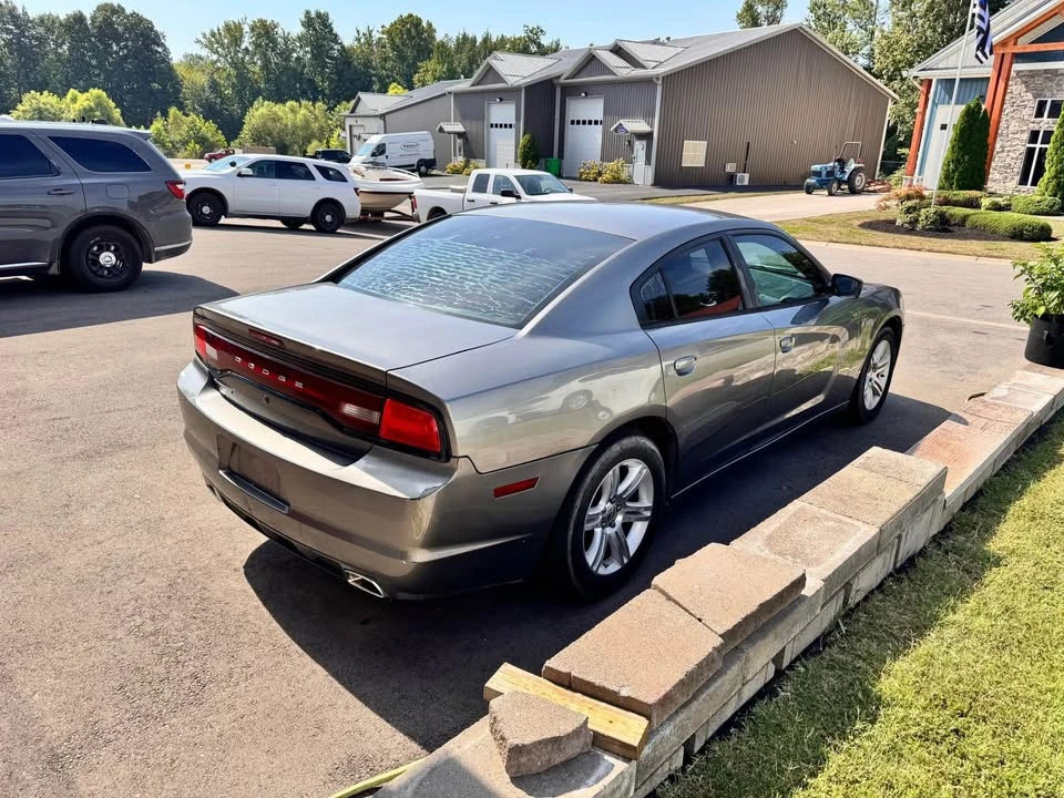 2011 Dodge Charger 7th Gen - Image 6 of 16