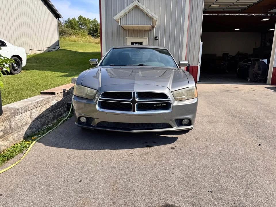 2011 Dodge Charger 7th Gen - Image 4 of 16