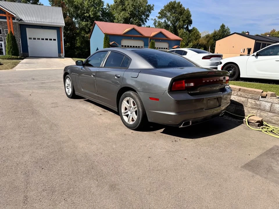 2011 Dodge Charger 7th Gen - Image 3 of 16