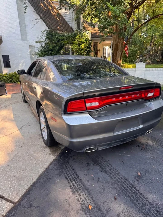 2011 Dodge Charger 7th Gen - Image 10 of 13