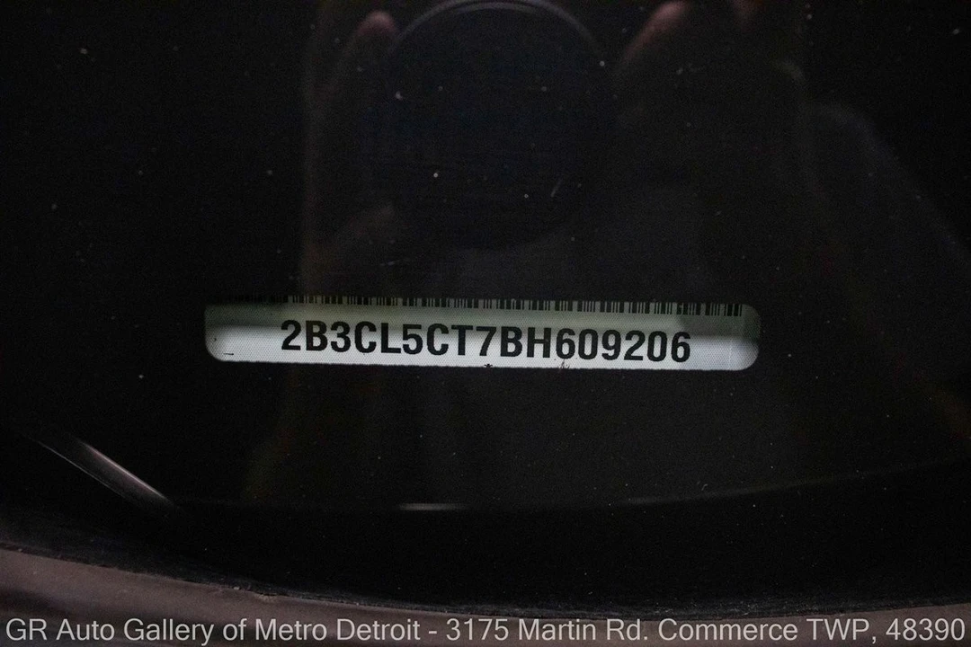 2011 Dodge Charger 7th Gen - Image 11 of 31
