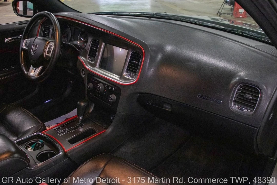 2011 Dodge Charger 7th Gen - Image 31 of 31