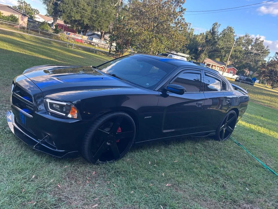 2011 Dodge Charger 7th Gen - Image 6 of 11