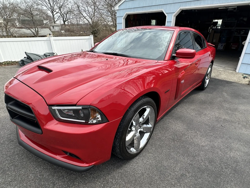 2011 Dodge Charger 7th Gen - Image 18 of 27