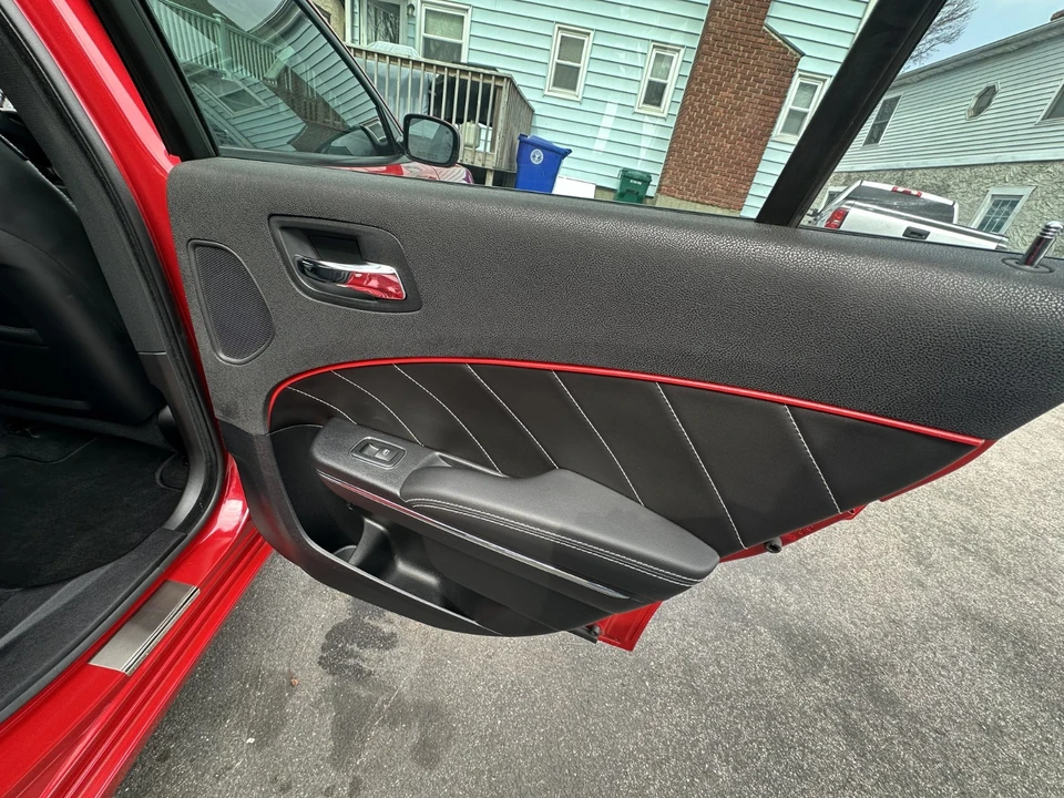 2011 Dodge Charger 7th Gen - Image 11 of 27