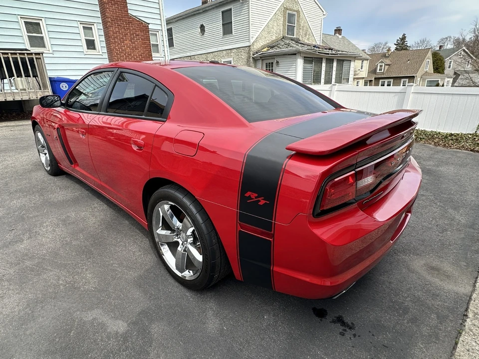 2011 Dodge Charger 7th Gen - Image 13 of 27