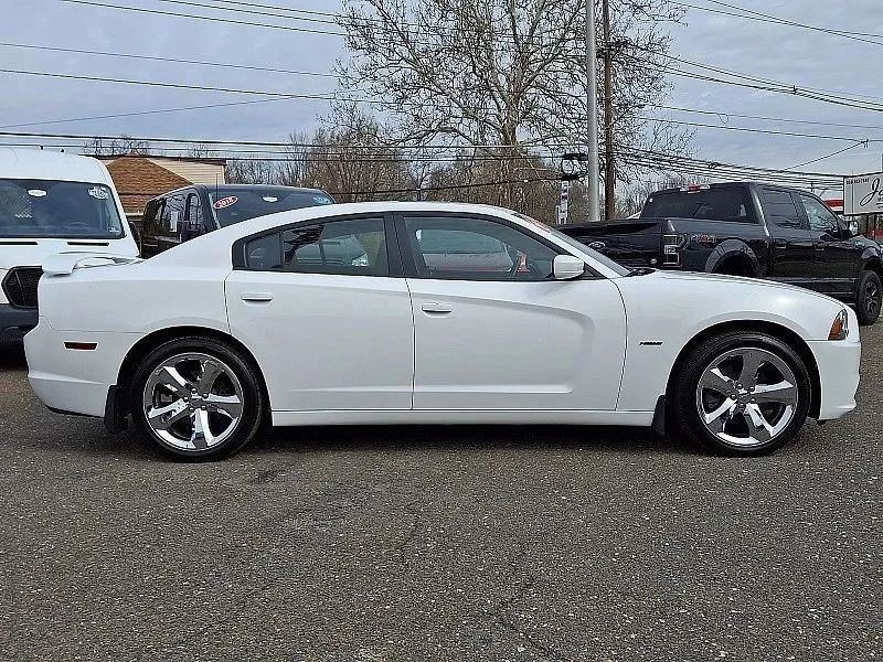 2011 Dodge Charger 7th Gen - Image 8 of 12