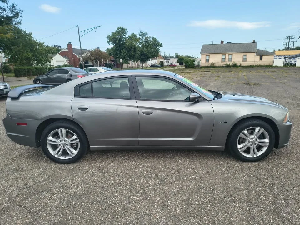 2011 Dodge Charger 7th Gen - Image 2 of 11