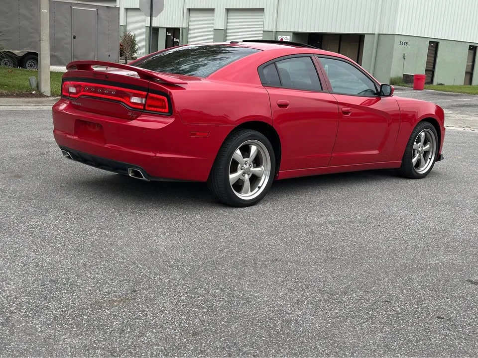 2011 Dodge Charger 7th Gen - Image 3 of 11