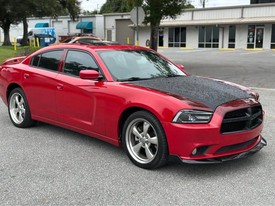 2011 Dodge Charger 7th Gen - Image 2 of 12