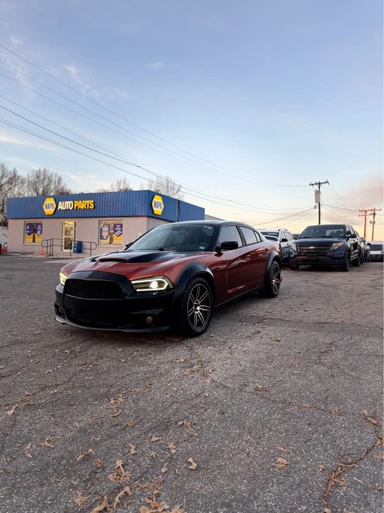 2011 Dodge Charger - Image 4 of 16