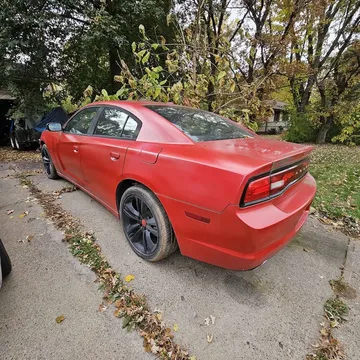 2011 Dodge Charger R/T Max Sedan 4D